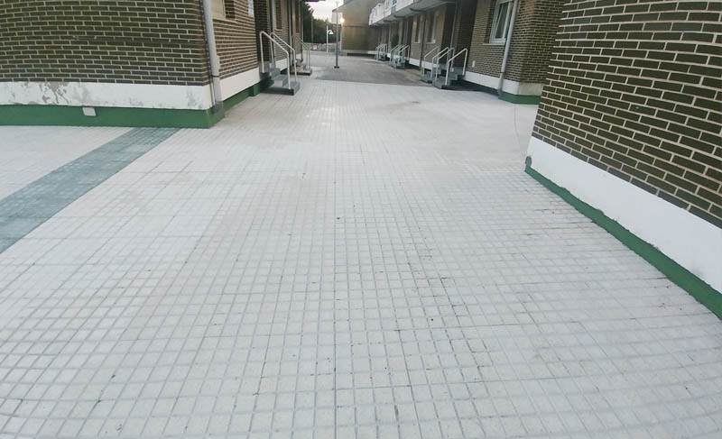 Impermeabilización y pavimentación en “residencial Castro-alto general”, Castro Urdiales