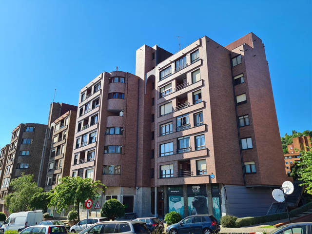 Rehabilitación energética de fachadas y cubierta en Basurto Castrejana 67 de Bilbao